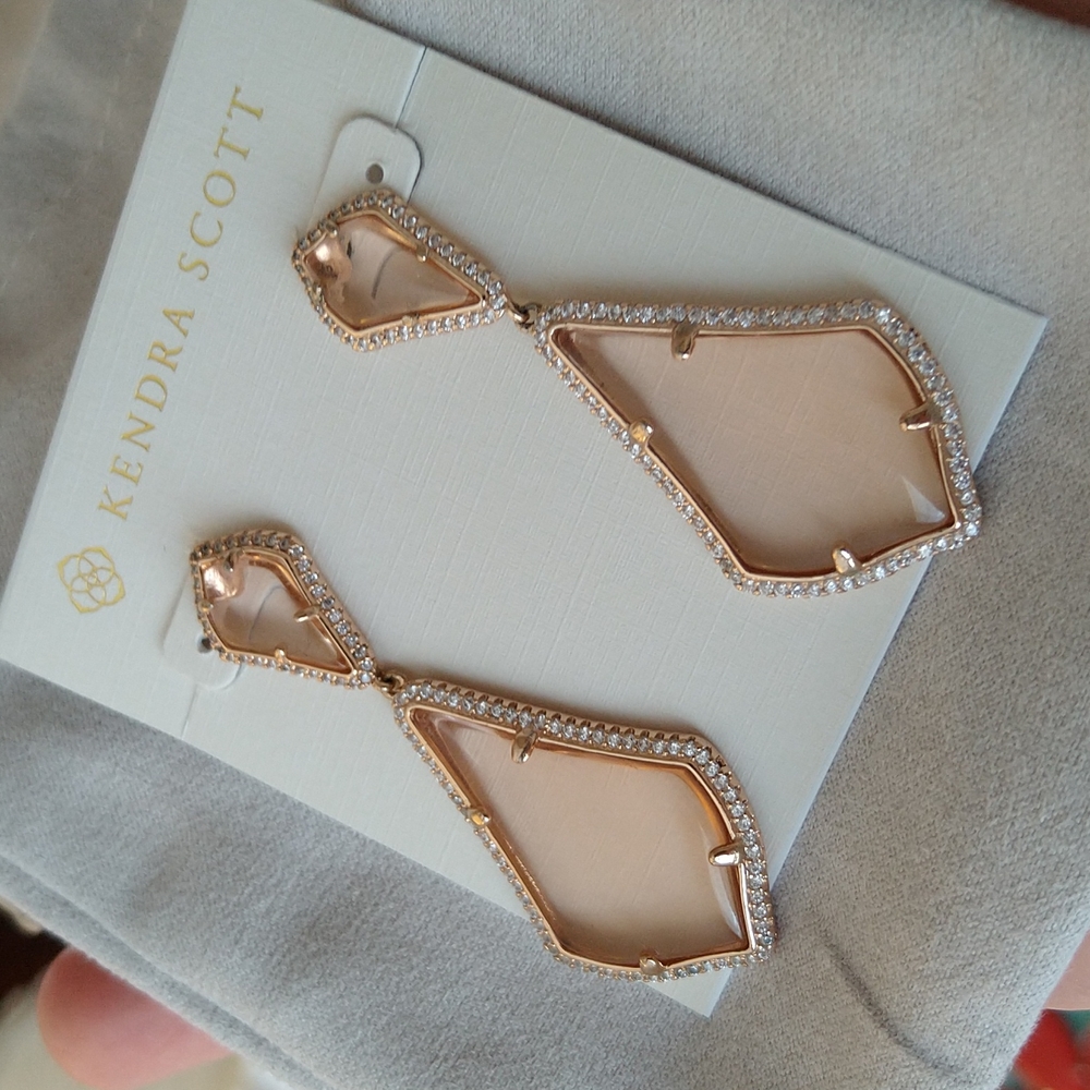 Kendra Scott   I Alexa Luxe Earrings Rose Gold Translucent Clear Peach Glass Lux